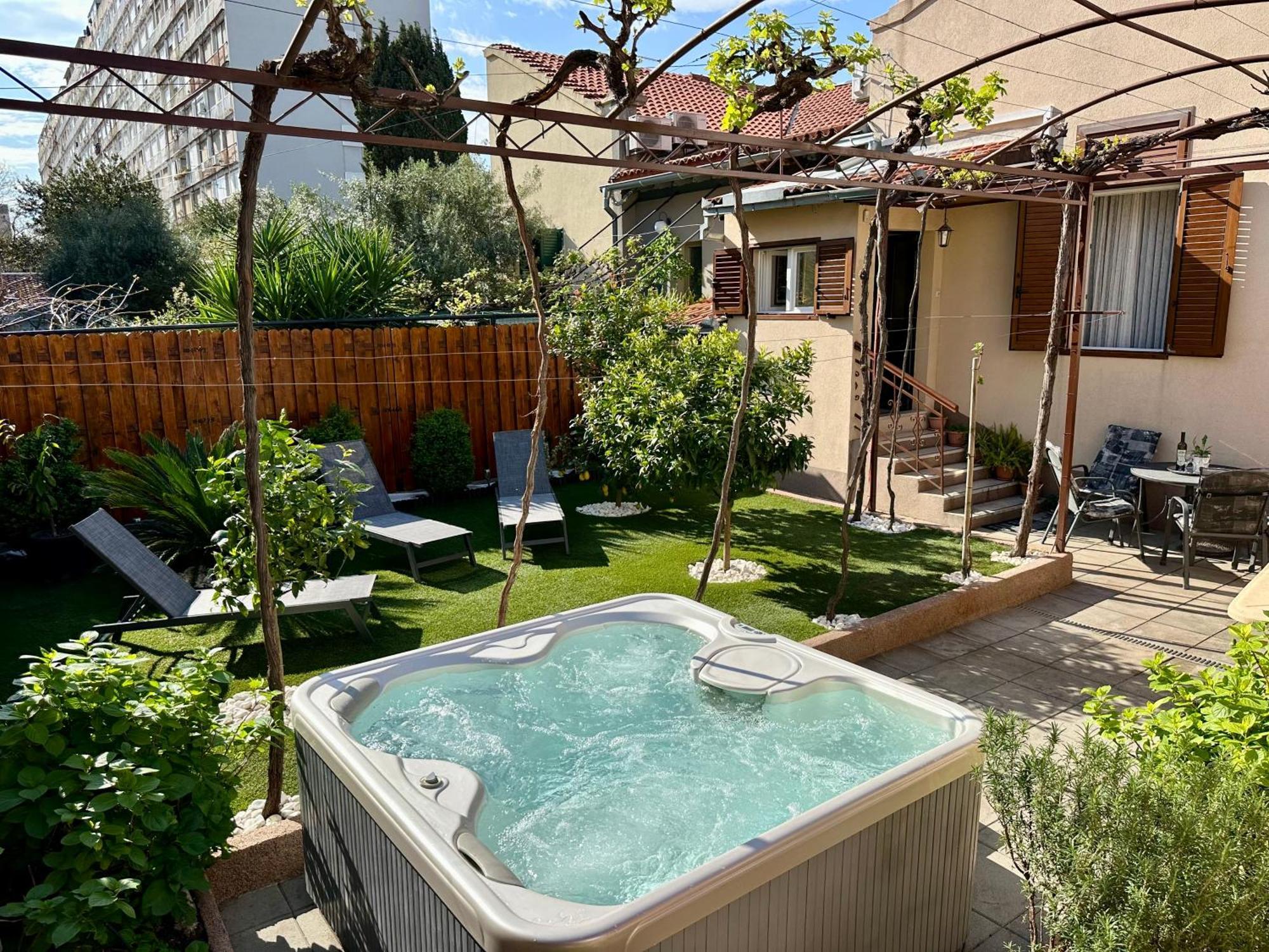 Antique Garden Villa 斯普利特 外观 照片